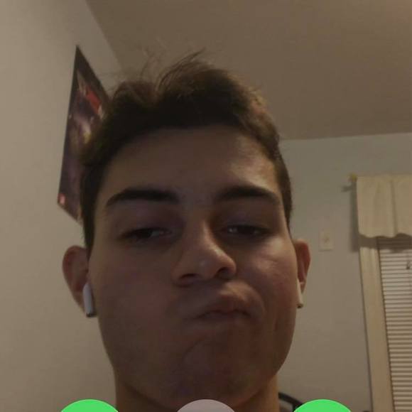 Meet your Posher, Andrew - Picture 1 of 1